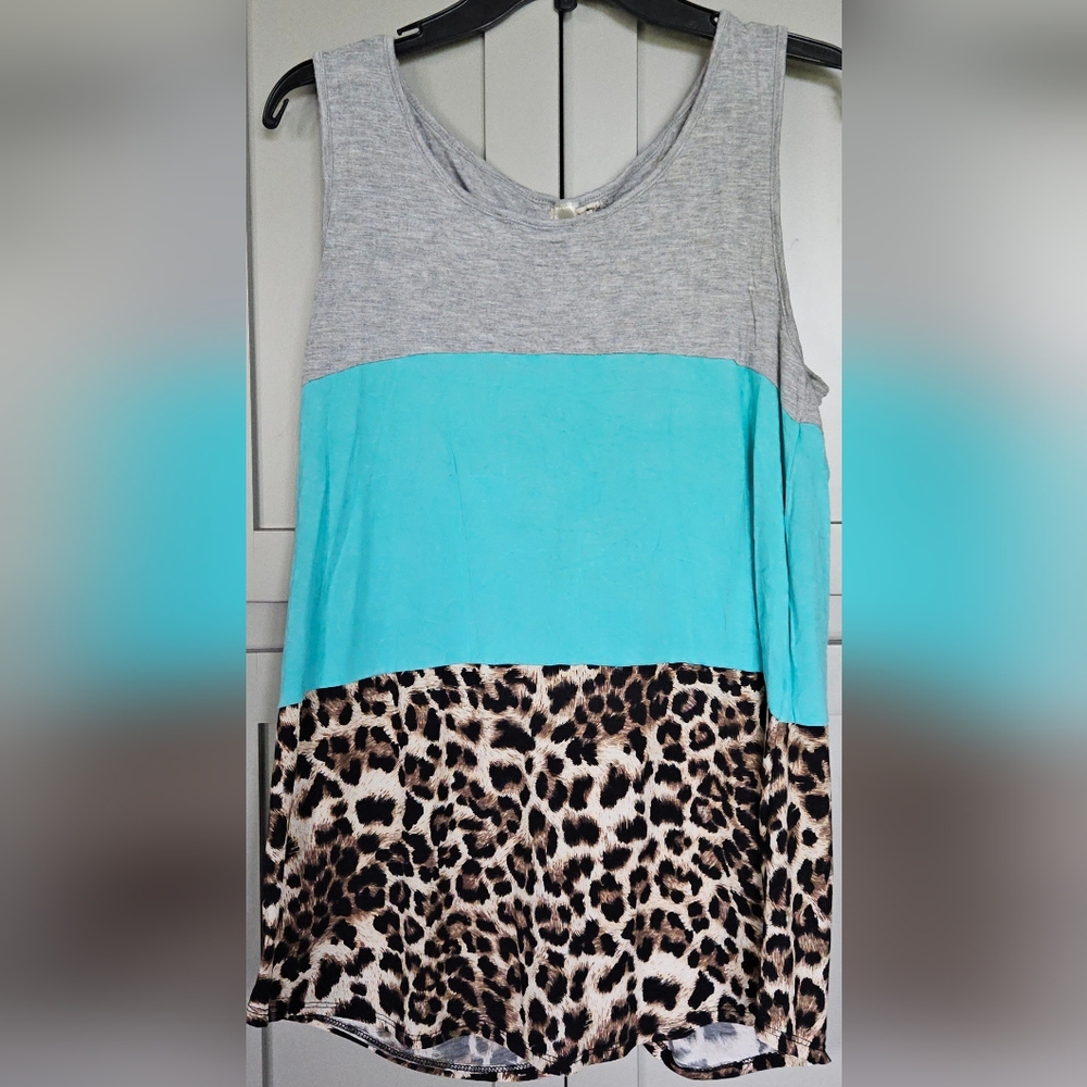 Lovely J Gray and Blue Colorblock Tank with Leopard Print And Lace Buttom Accent